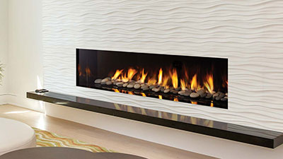 The Regency City Series New York View 72 now has the flexibility to be power-vented. This linear gas fireplace features a seamless clear view of the fire with the ability to be integrated into any décor style.