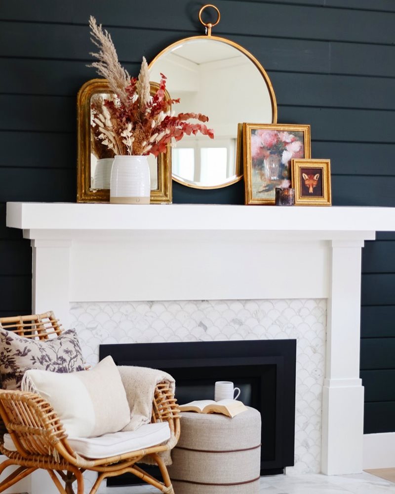 Fall Fireplace Design Trend - Mettallic Accents featuring Regency LRI4E Gas Insert