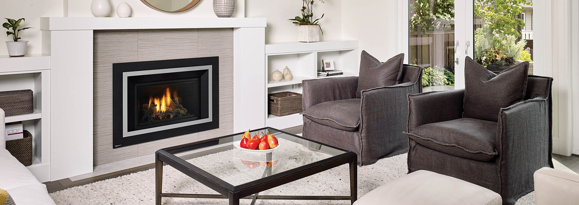 HRI4E Medium Contemporary Gas Fireplace Insert | Regency