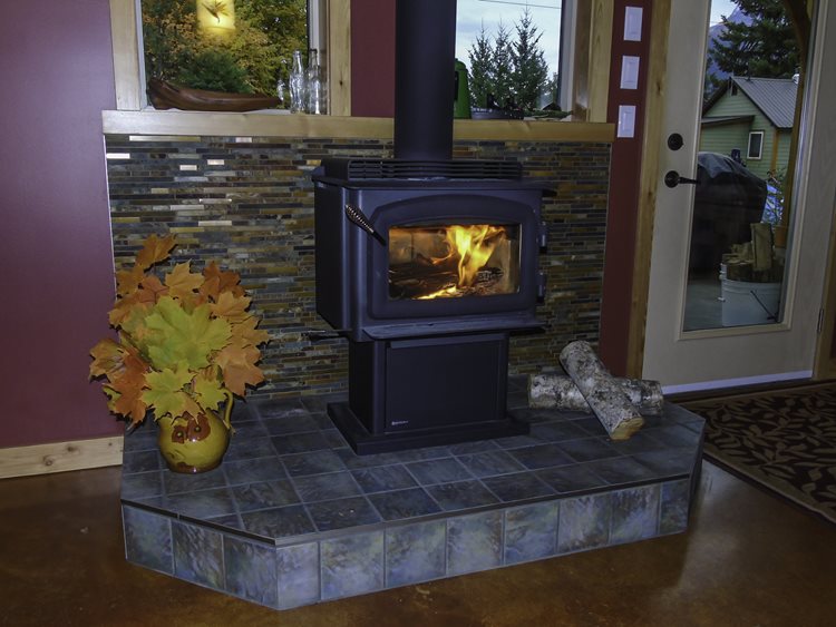 Regency F1100 wood stove